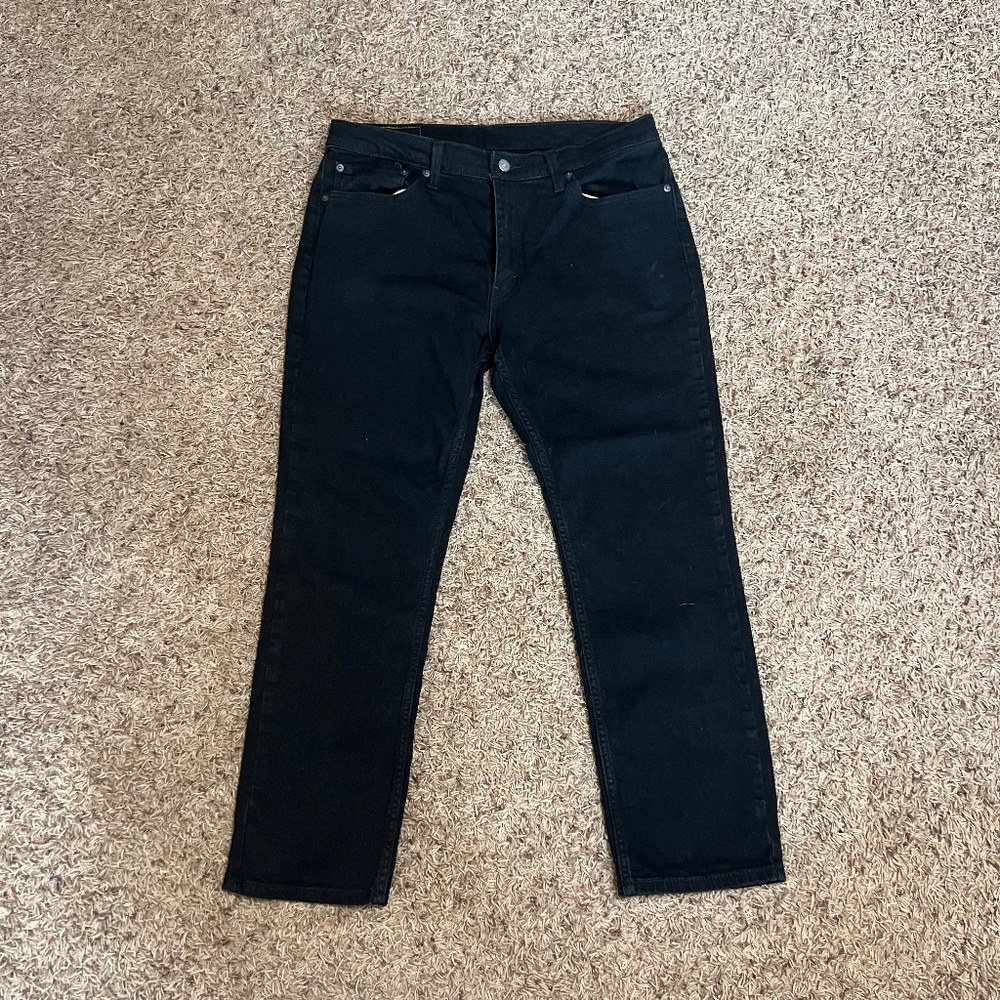 Levi’s Black Stretch Jeans | Classic Straight Leg | Cotton Blend